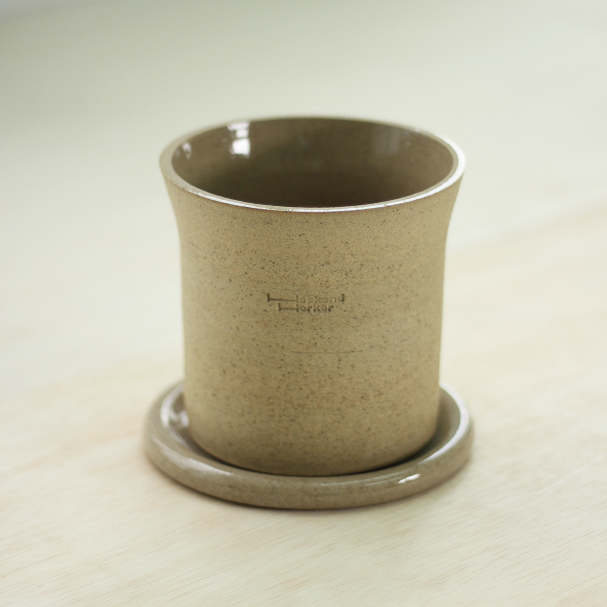 Tanned Flare Planter | M