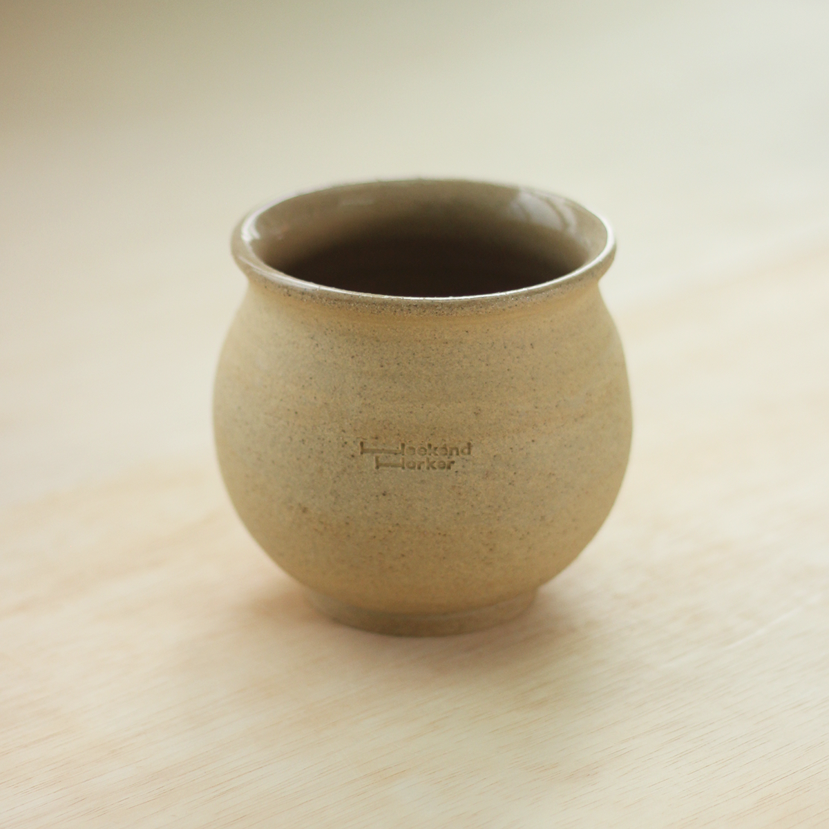 Tanned Moon Planter | M