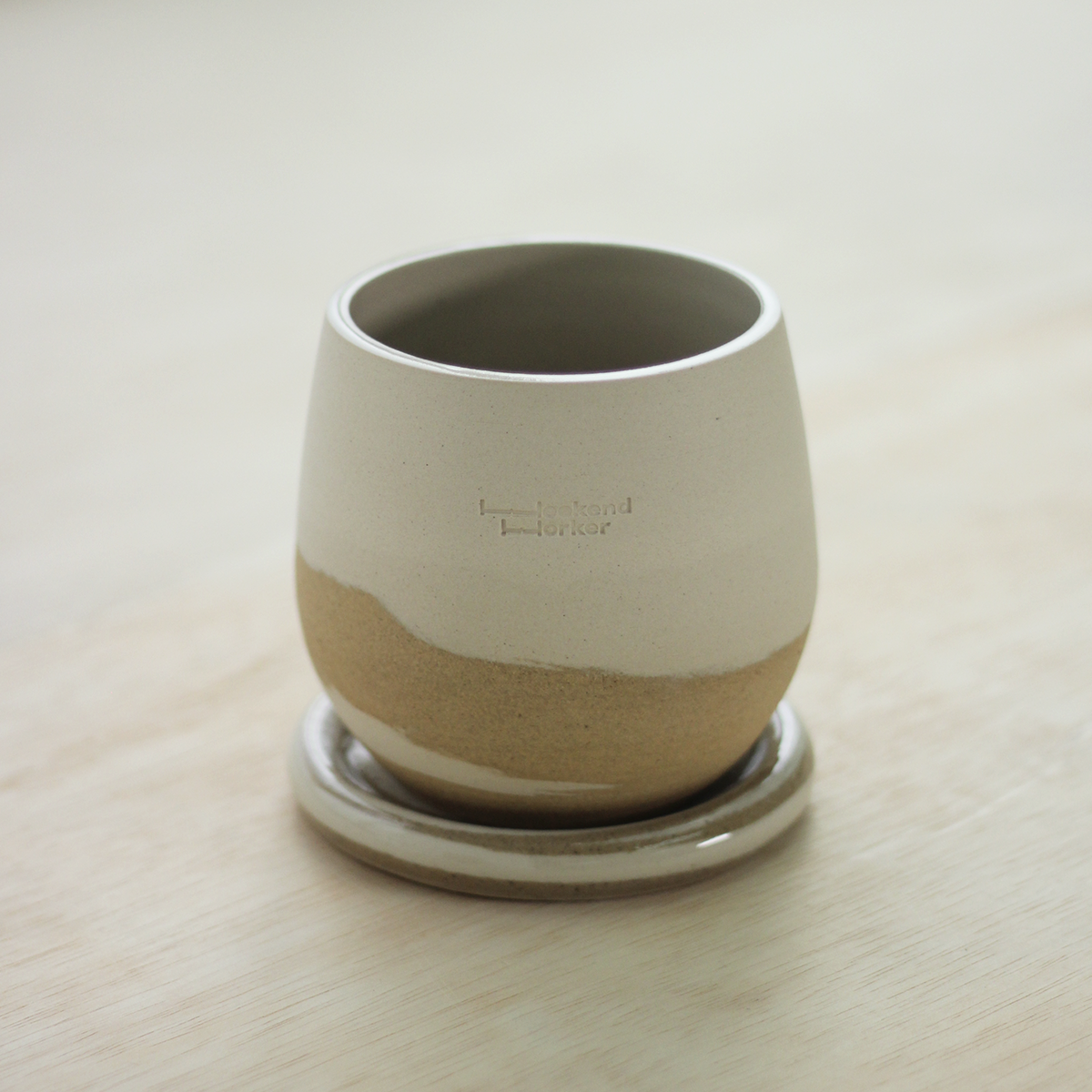 Swirl Round Planter | M